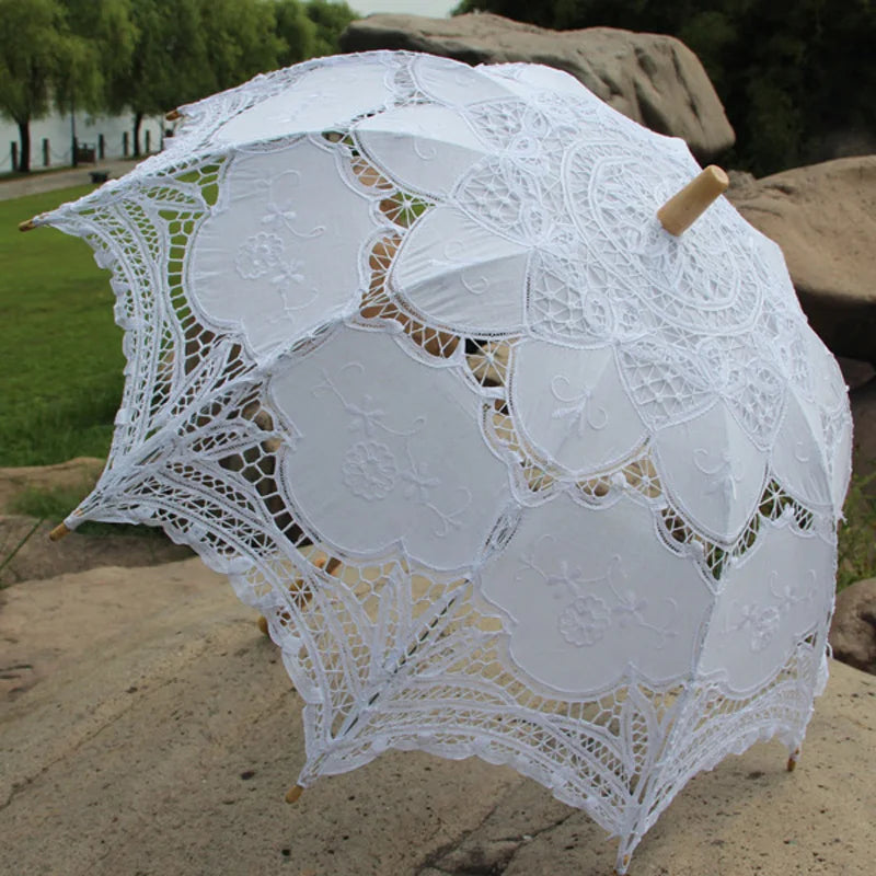 Victorian Lace Parasol | Battenburg Cotton | Black, White & Beige