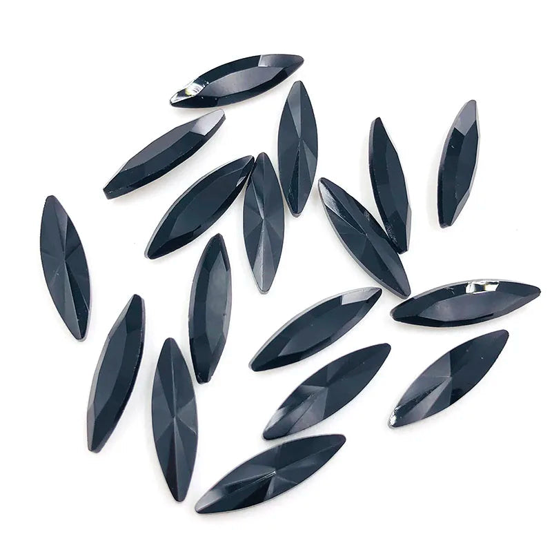 Black Pointback Glass Crystal Rhinestones 4x15mm — 50pcs