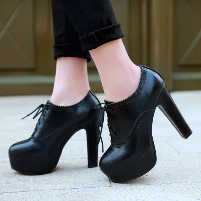 Platform Lace-Up Pump | Stiletto High Heel | Round Toe
