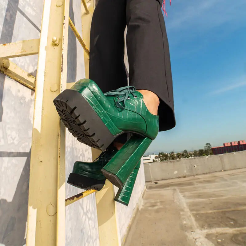 Hoof Heel Double Platform Pumps — Punk Buckle Strap Stage Shoe