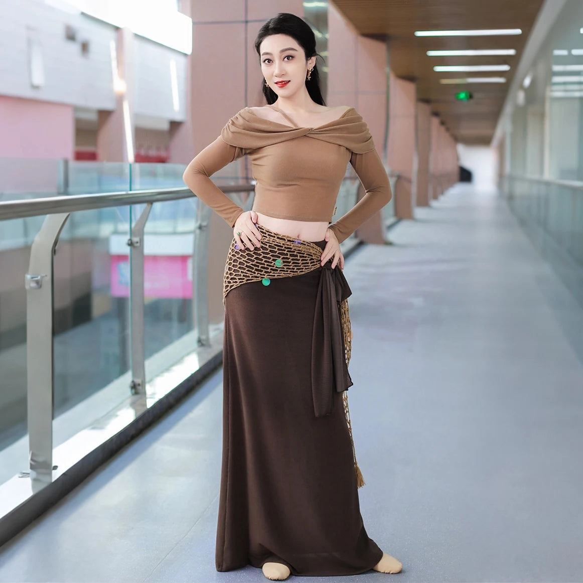 Belly Dance Training Set | 2-Piece | Long Sleeve & Bodycon Skirt