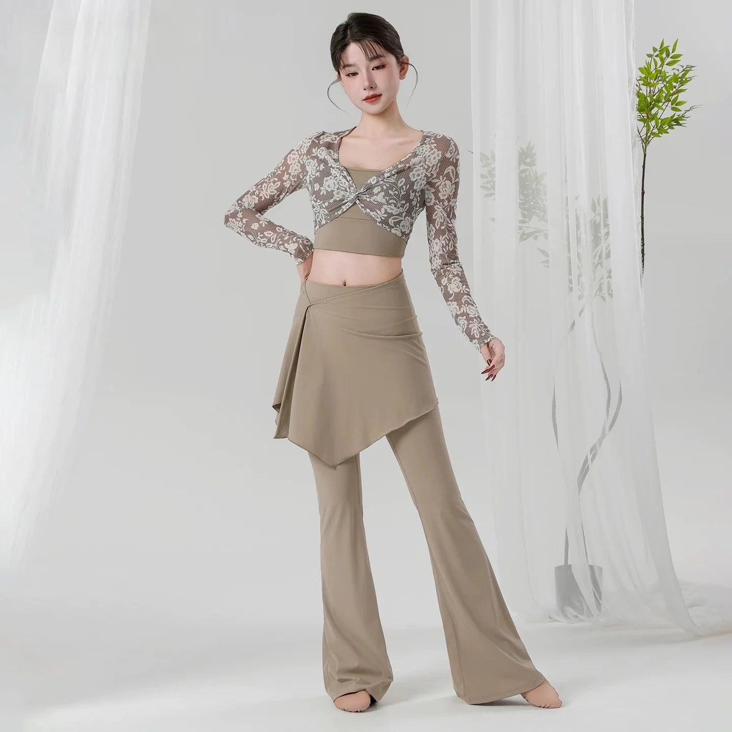 Belly Dance Training Suit | Floral Top & Flared Pants