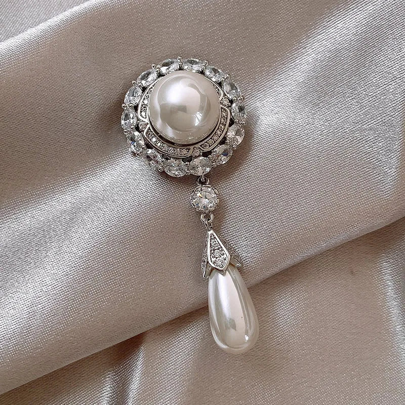 Pearl & Rhinestone Brooch | Silver Filigree Drop