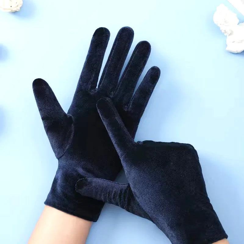 Velvet Wrist Gloves | Classic Finish