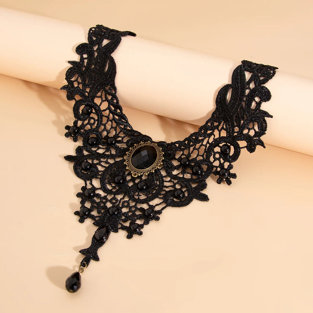 Gothic Lace Collar Necklace | Gem Pendant