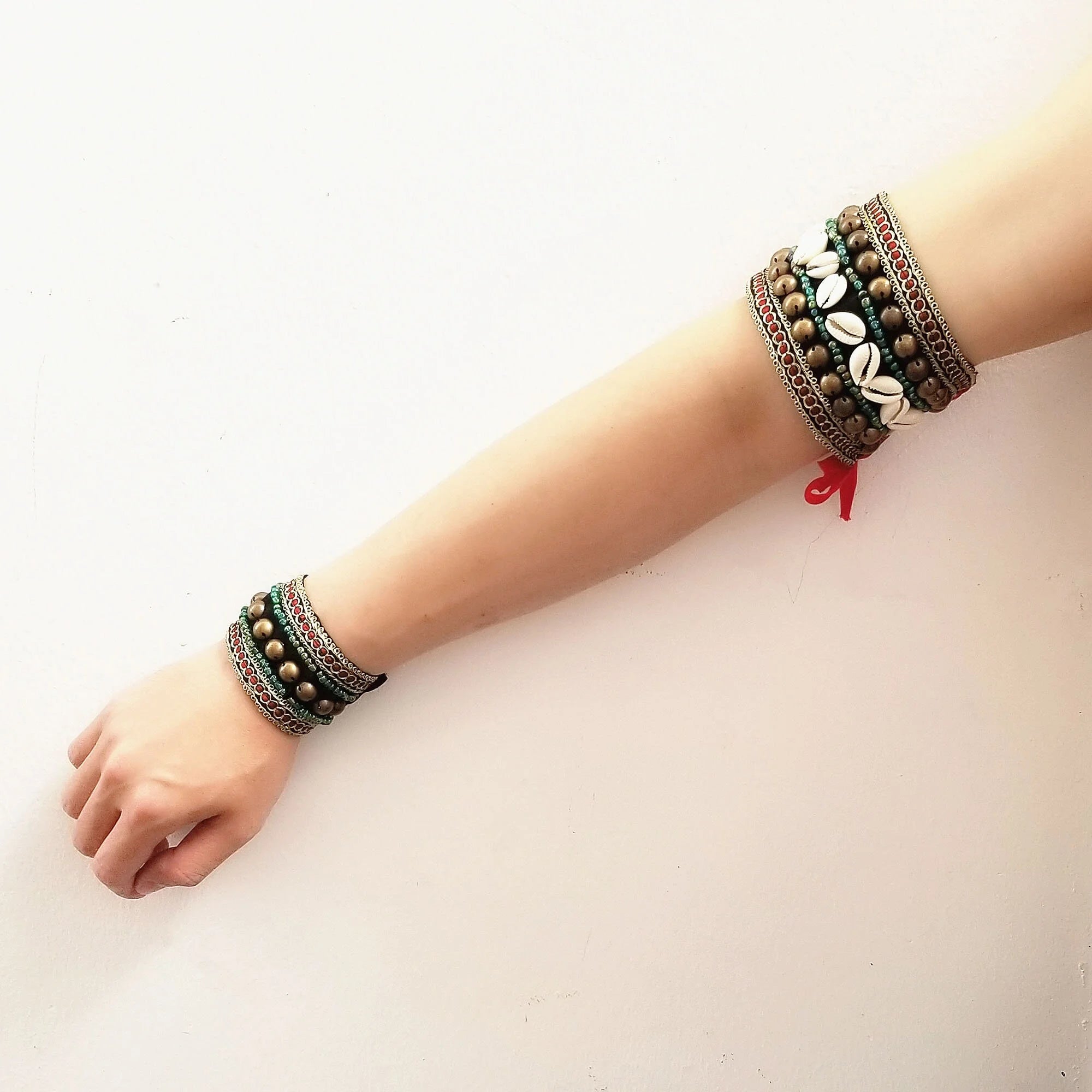 Tribal Belly Dance Arm & Wrist Set | Bronze Beads & Conch